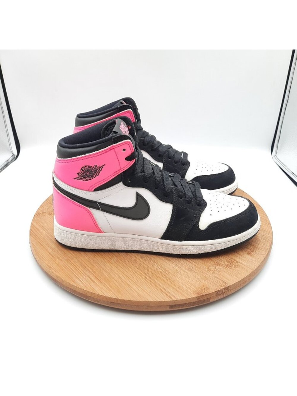 Air Jordan 1 Retro High Womens 8 (6.5y) Shoes Valentines Day Basketball Sneakers